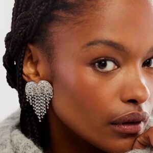 NEW WITH TAGS FREE PEOPLE DANGLE EARRINGS